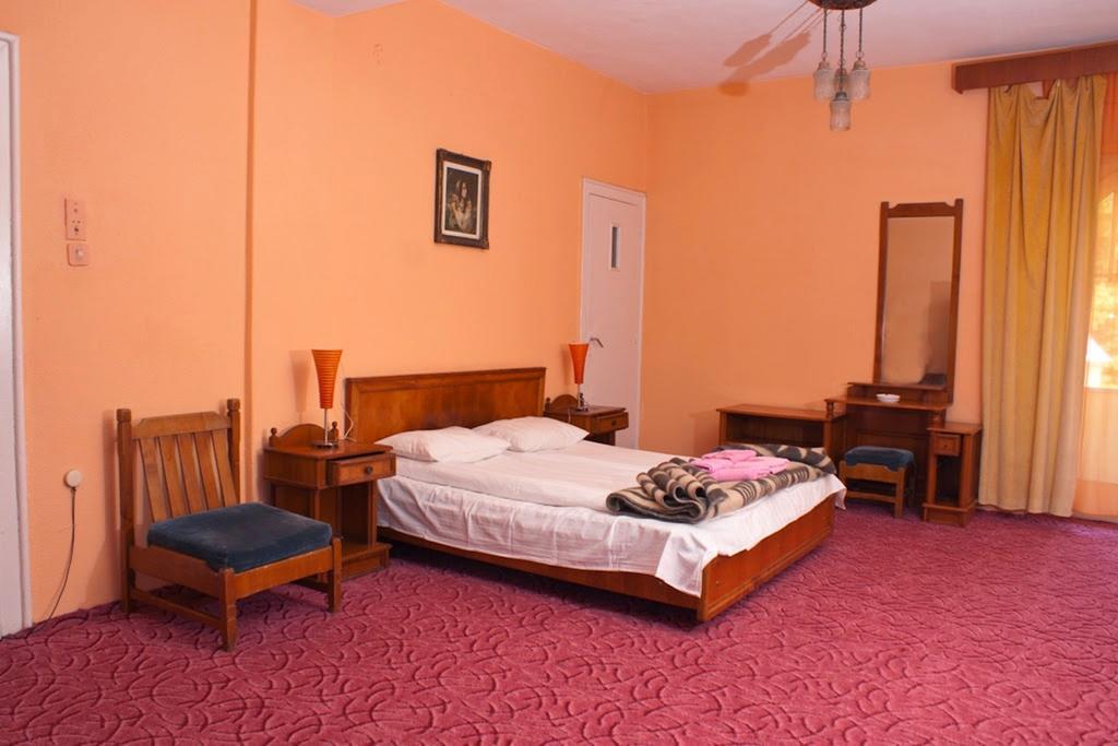 Hotel Cerna Бэиле-Еркулане Номер фото